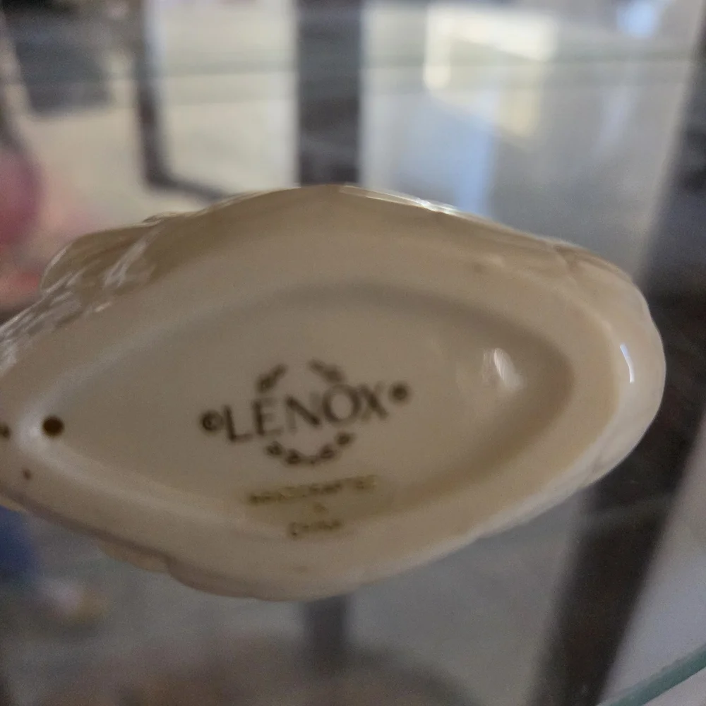 Lenox Cream and Gold Dolphin and Swan Figurines - Picture 2 of 6